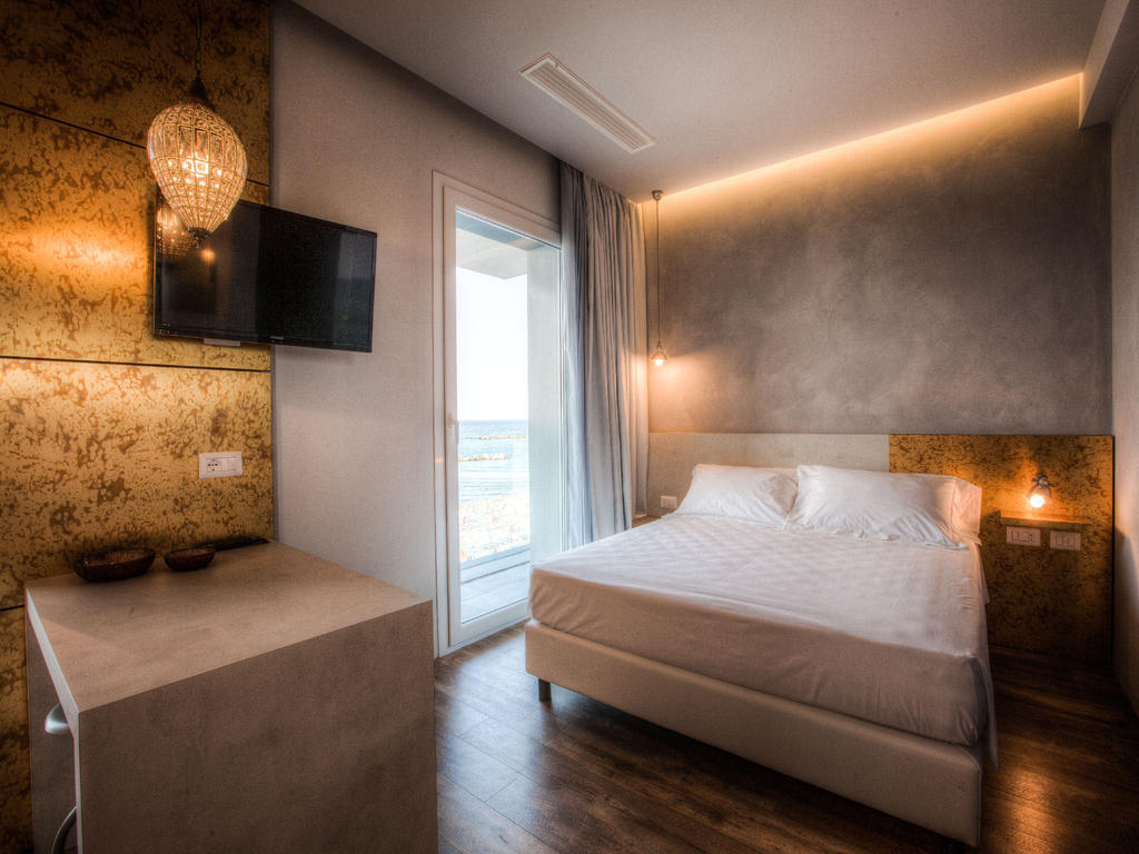 Bell Suite Hotel Bellaria-Igea Marina Eksteriør billede