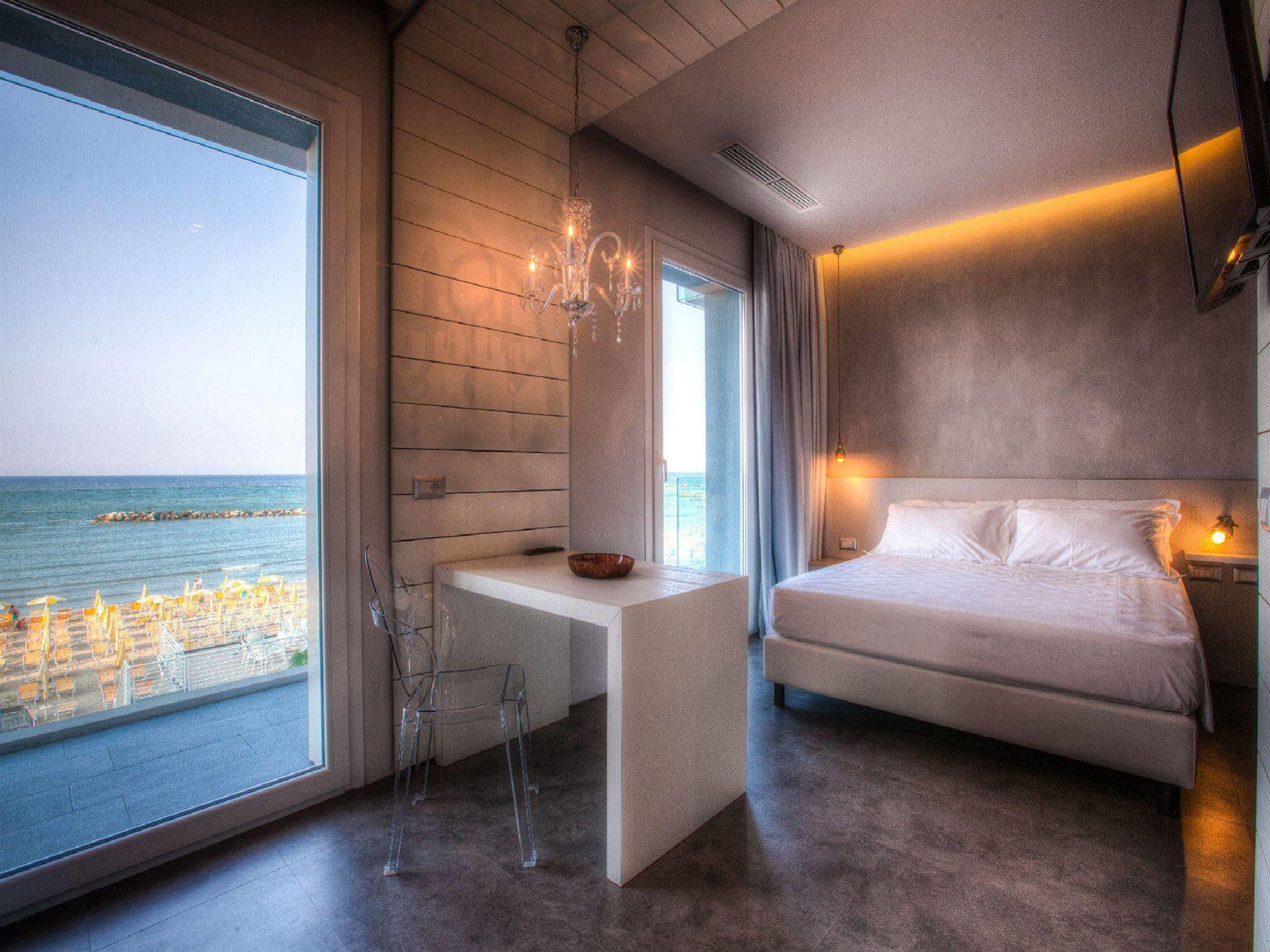 Bell Suite Hotel Bellaria-Igea Marina Eksteriør billede